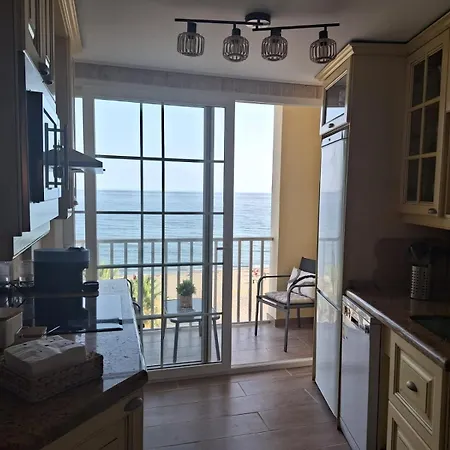 Rada Waves エステポナ